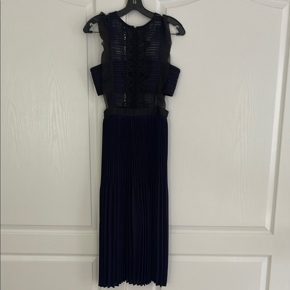 Self-Portrait Navy Lace Midi Dress - Picture 5 of 11